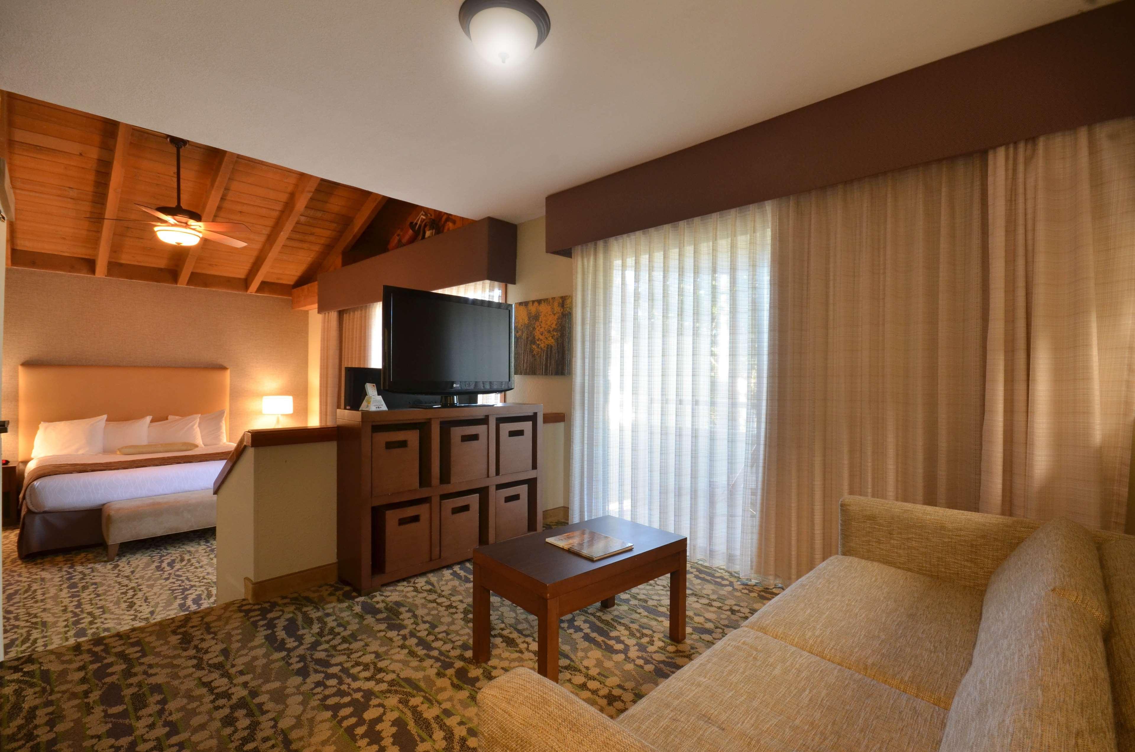 Best Western The Inn & Suites Pacific Grove Dış mekan fotoğraf